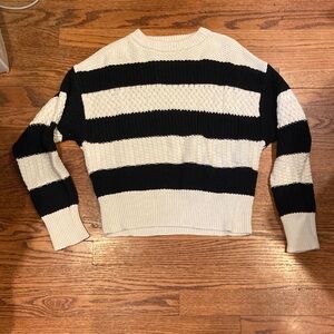 Slim fit sweater size small